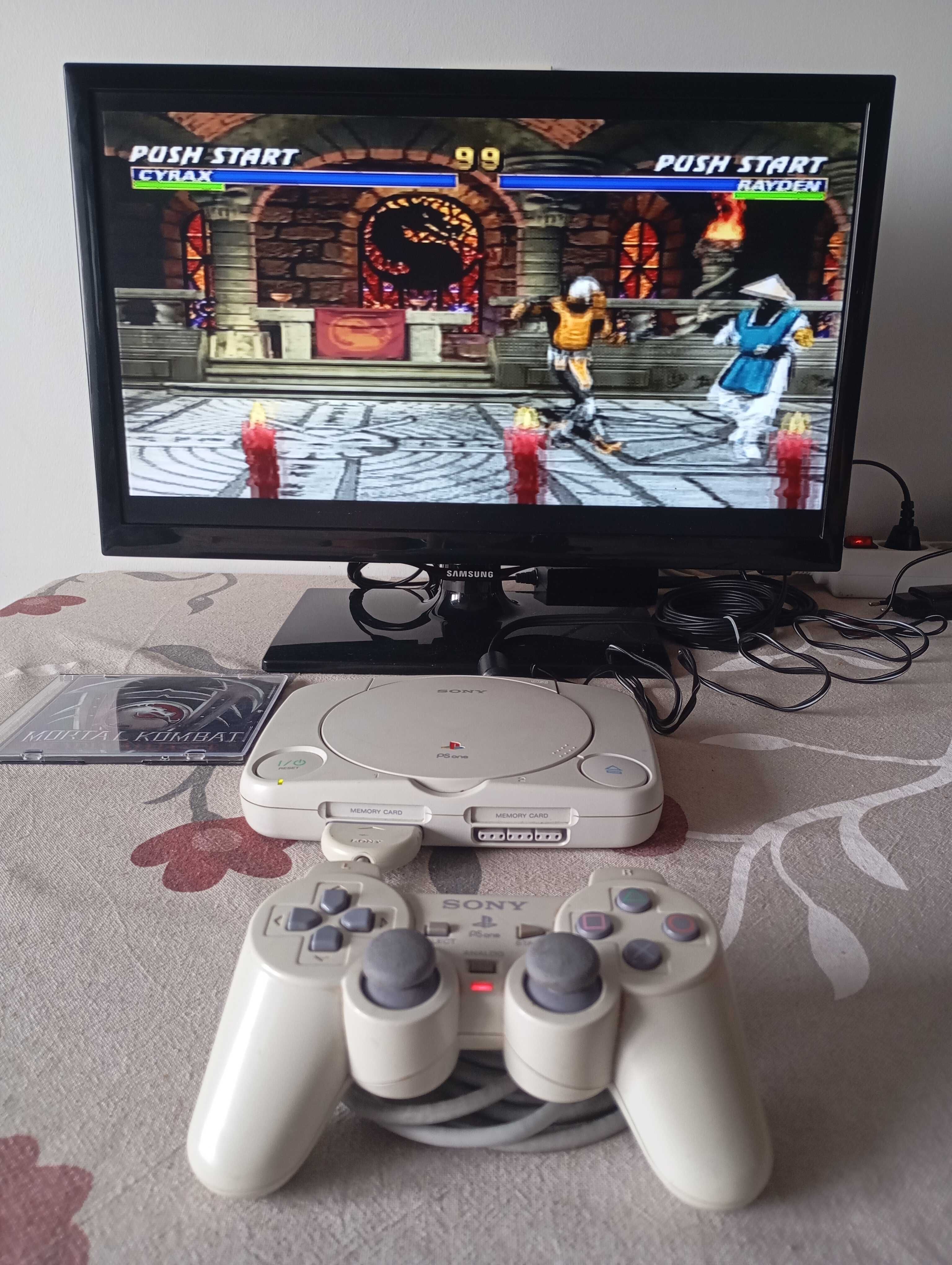 Ps One com mortal kombat