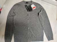 Продам новый свитер из мериносовой шерсти бренд Yessica, размер XS