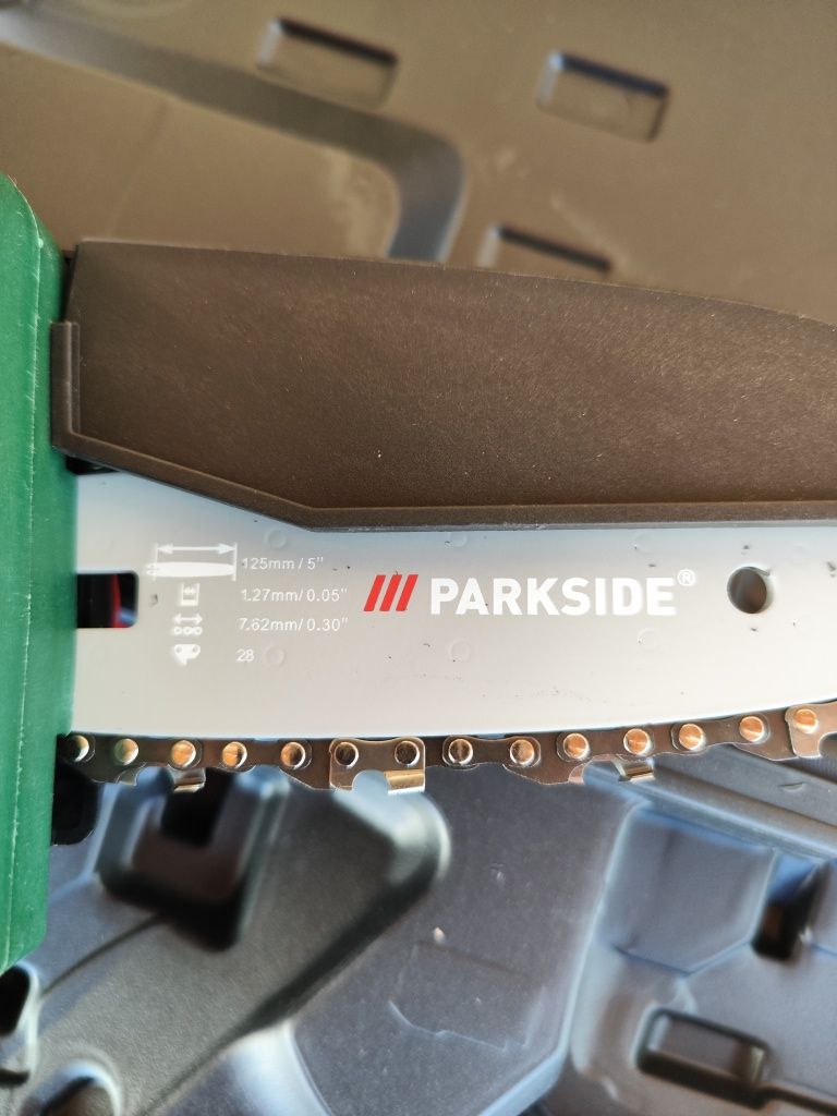 Акумуляторна ланцюгова пила Parkside PAGHS 20-Li B2 2024 року