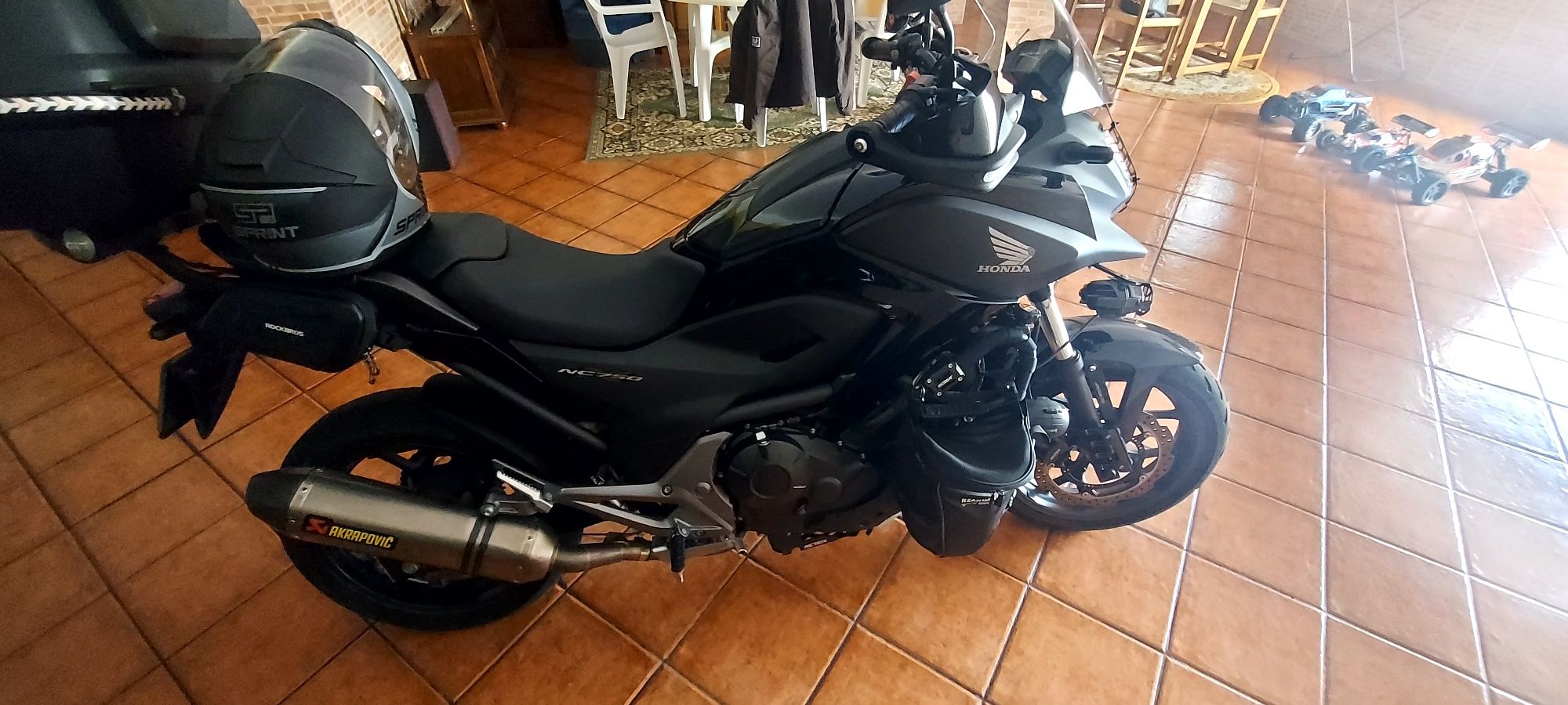 Vendo Honda NC 750X - Irrepreensível