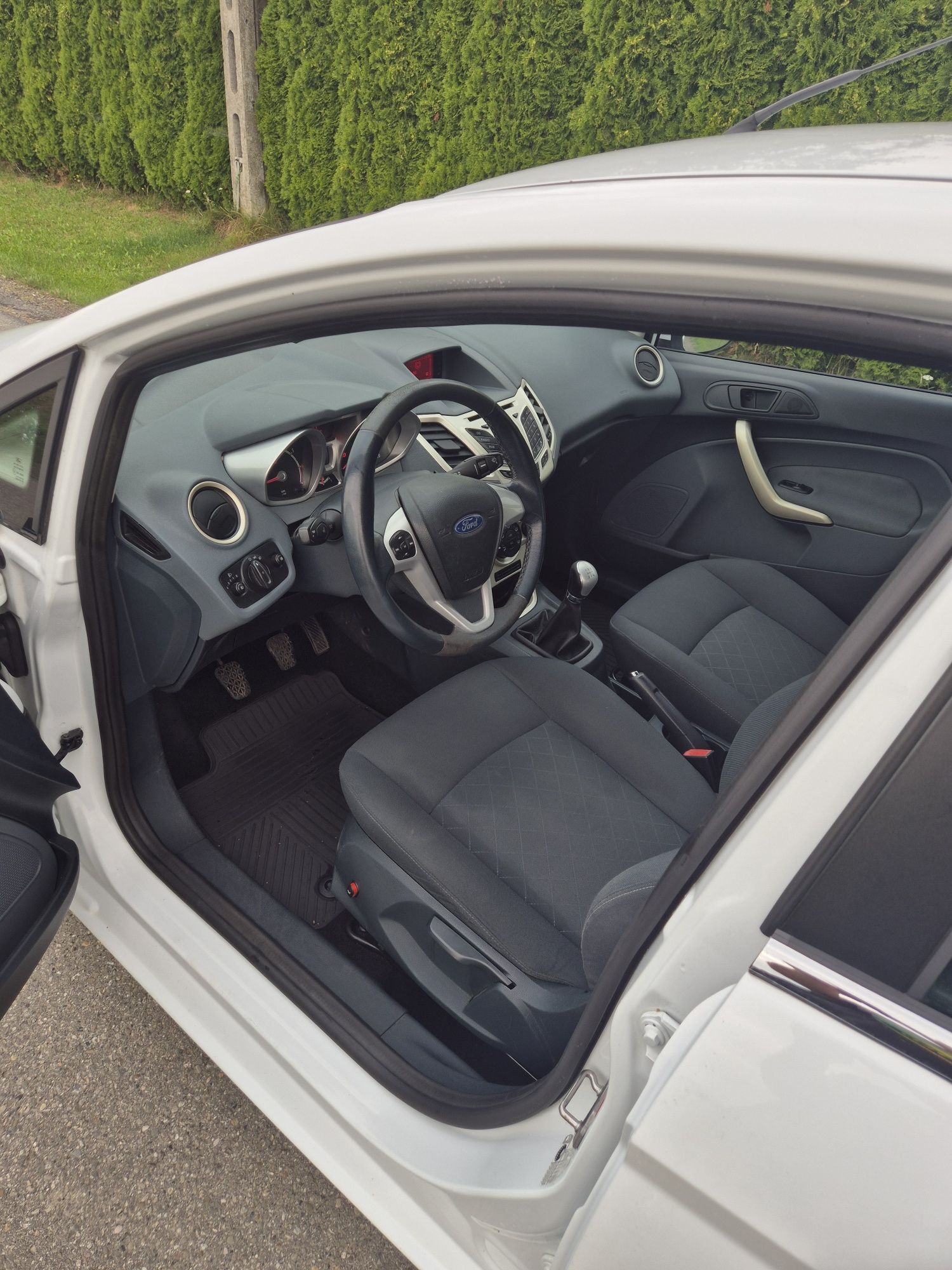 Ford Fiesta mk7 Benzyna Ghia