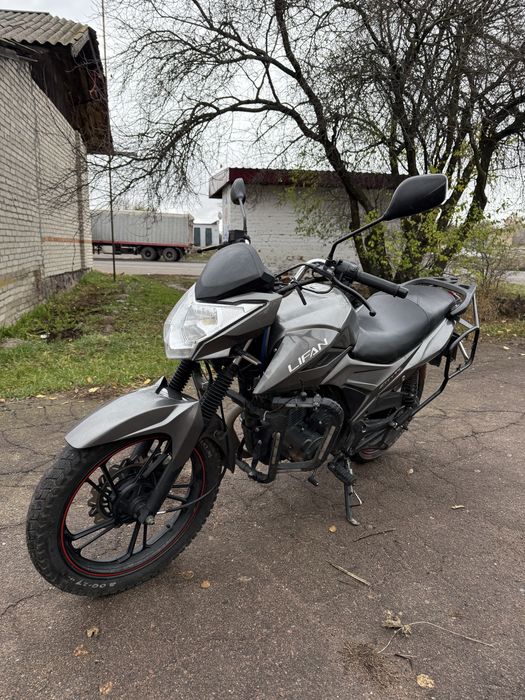 Продам Мотоцилк Lifan CTR200
