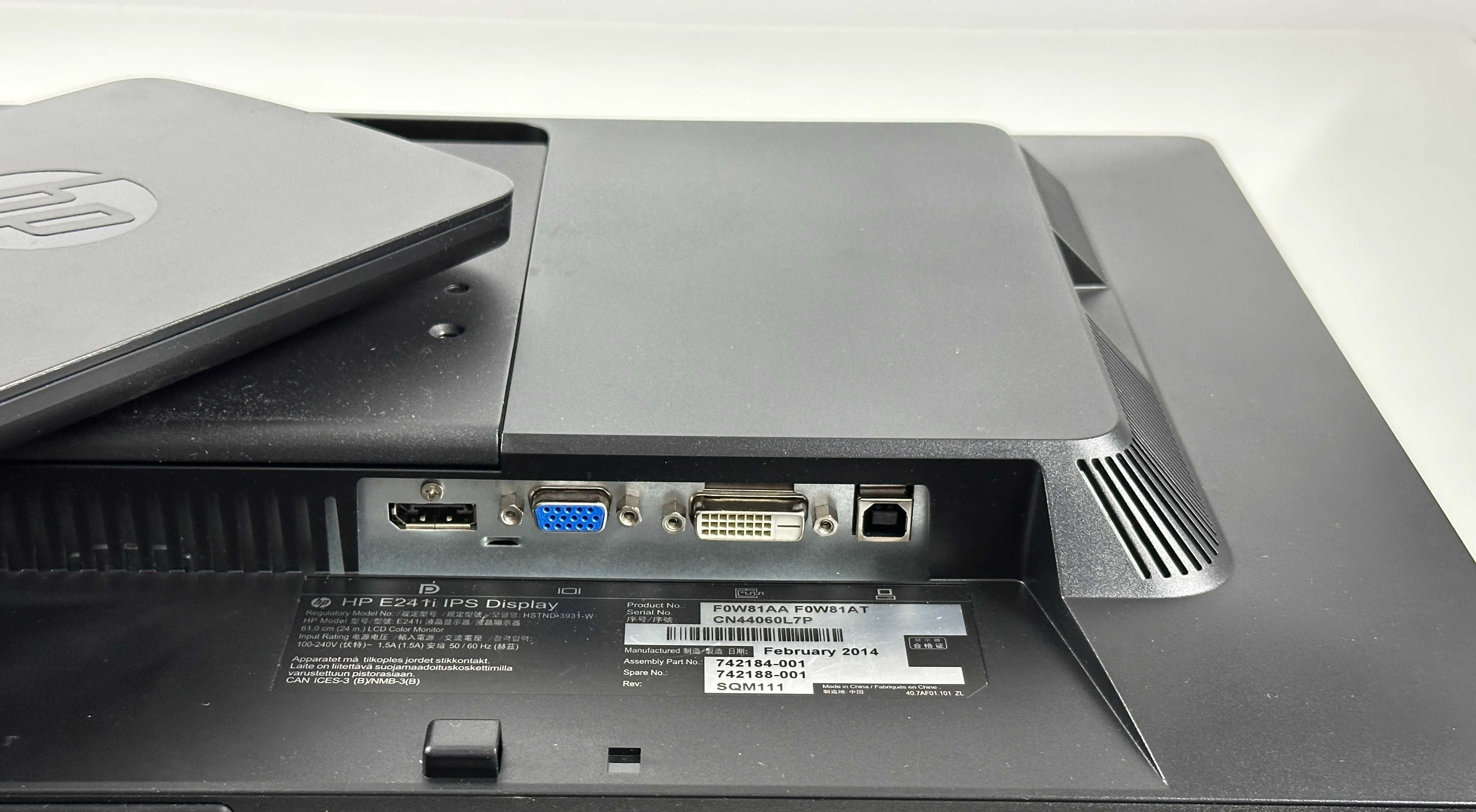 Zestaw Monitor HP E241i Obraz 1920x1200 24'' IPS + Kabel zasilający