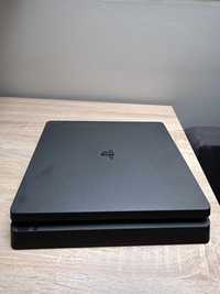 PlayStation 4 + Czerwony Pad DualSense
