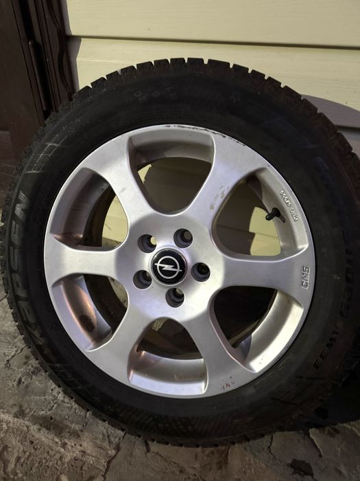 Зимові шини разом з дисками