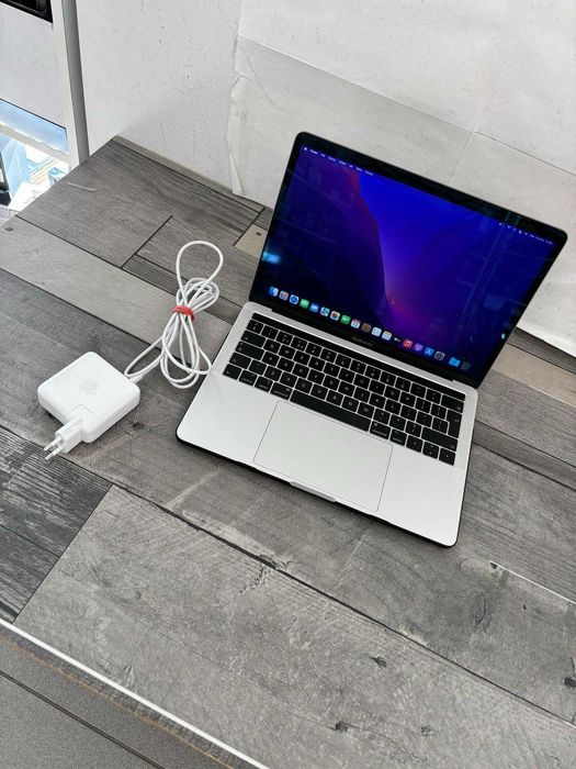 MacBook PRO 13,3'' 2019r