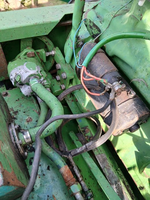 Комбайн джон-дір