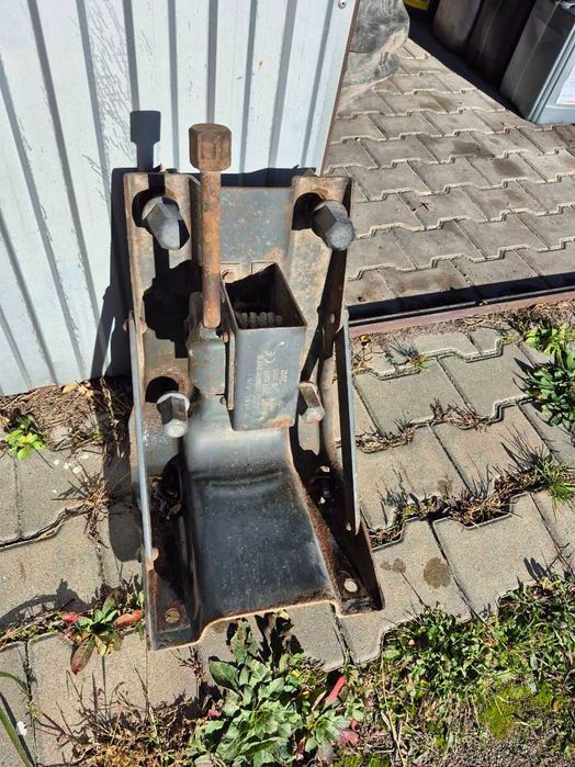 Winda do koła zapasowego