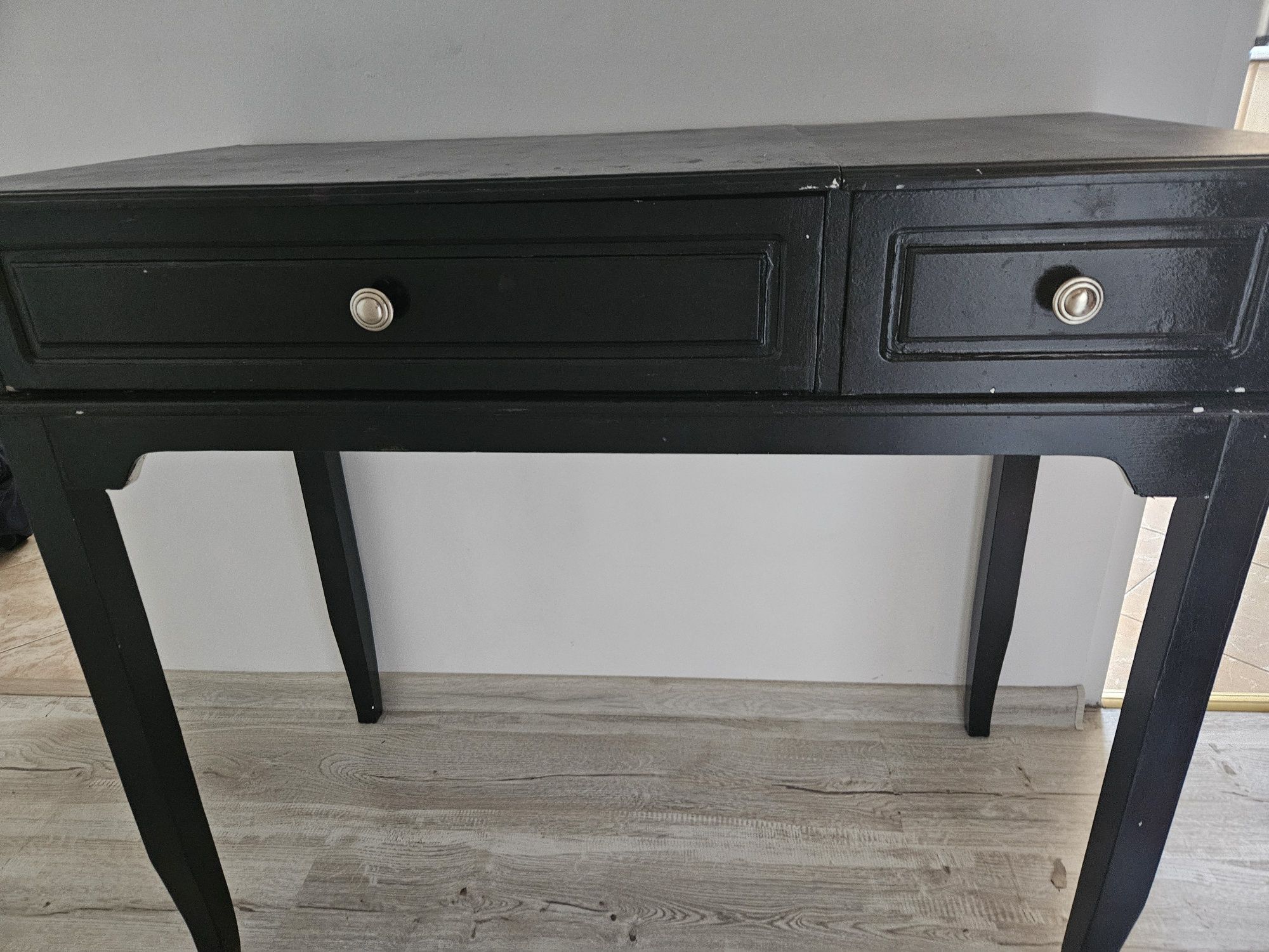 Czarna toaletka z lustrem 92cm x 45cm