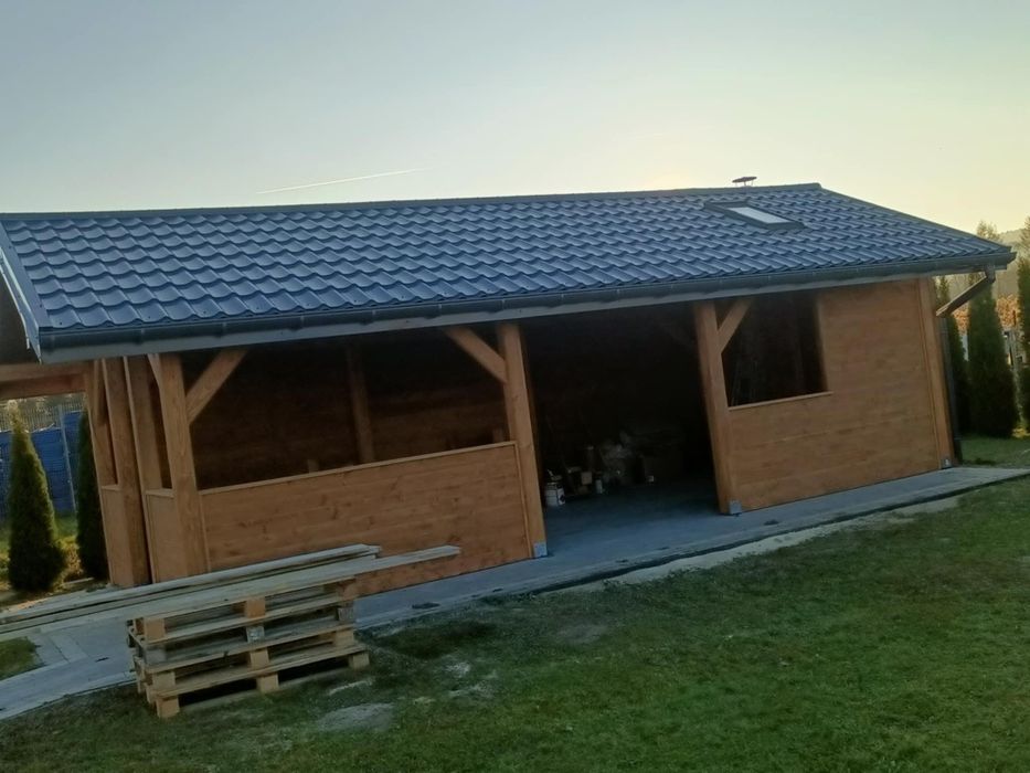 Wiaty garaże altany