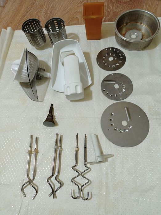Насадка для электромясорубки,соковыжималки, миксера.Одним лотом..