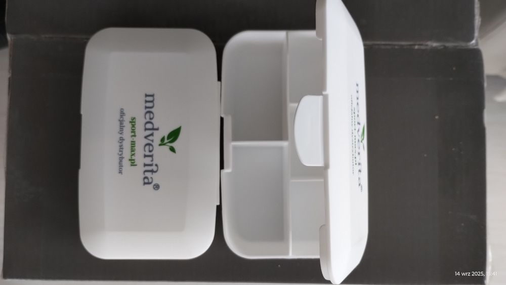 Sprzedam 4 kasetki na leki