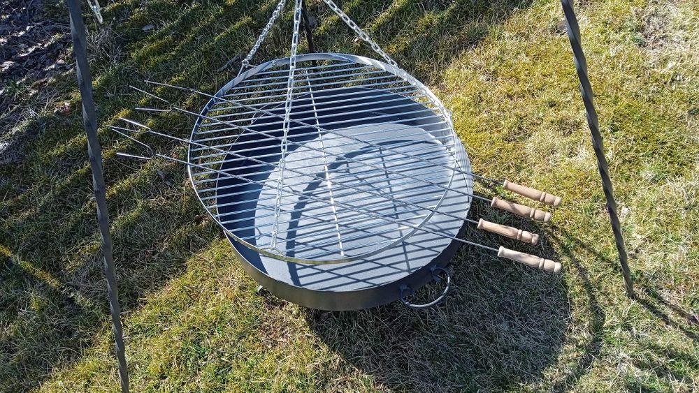 Grill Trójnóg Grill wiszący kuty, widelce ogniskowe gratis