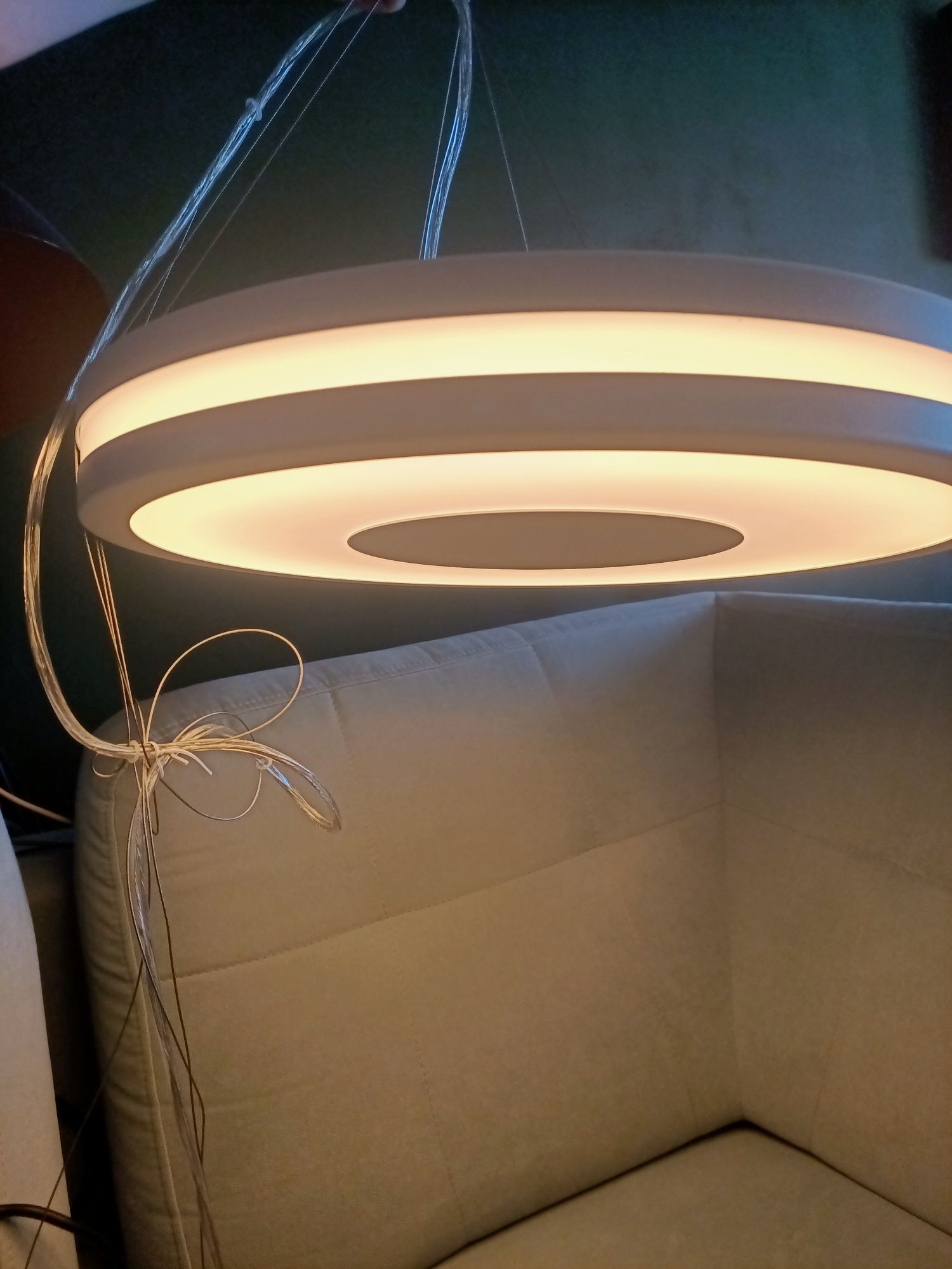 Wisząca lampa Philips Hue biała