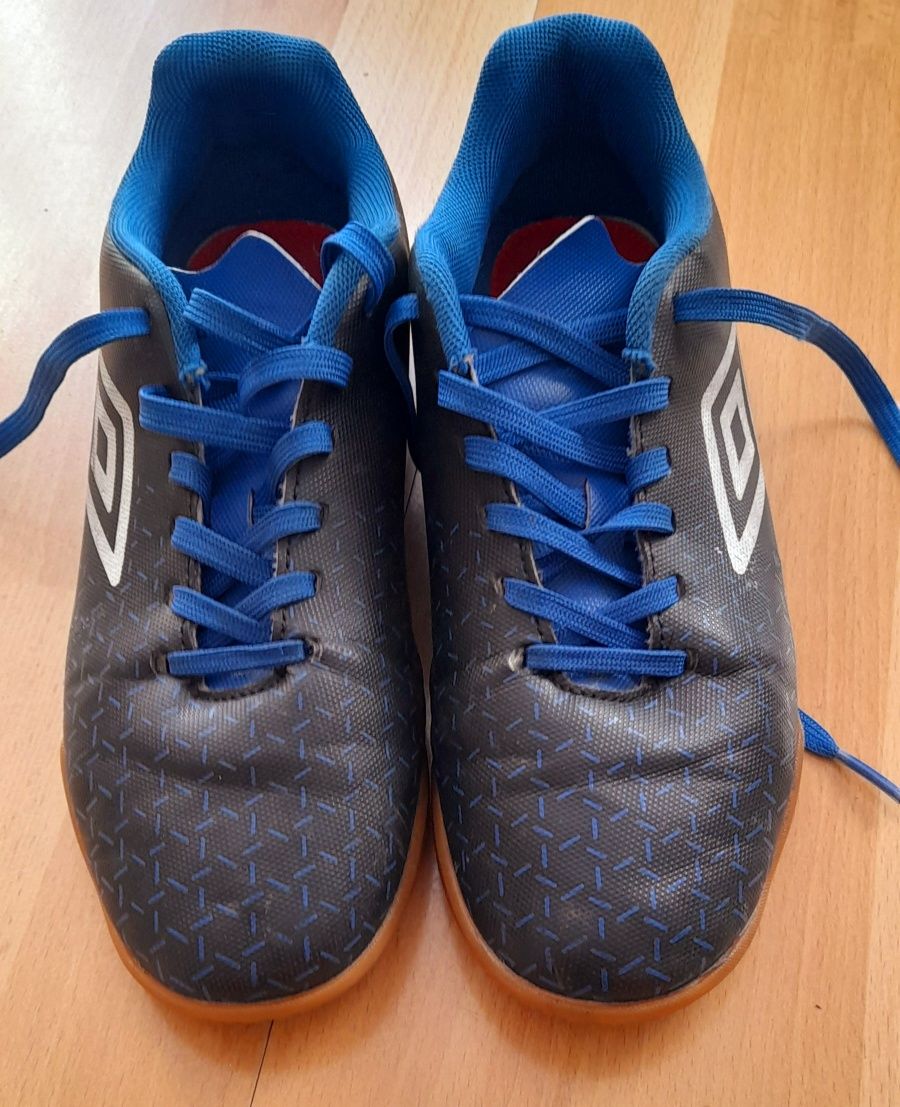 Buty piłkarskie 37,5