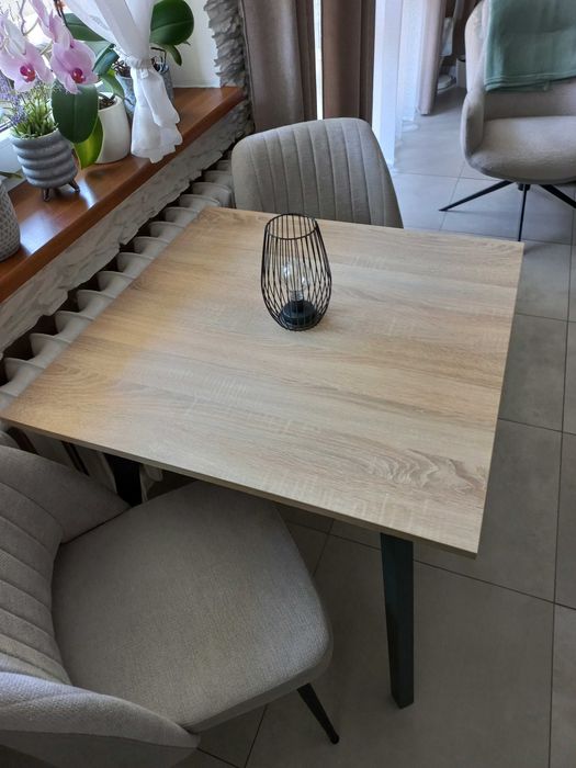 Stół 80x80 stan bardzo dobry