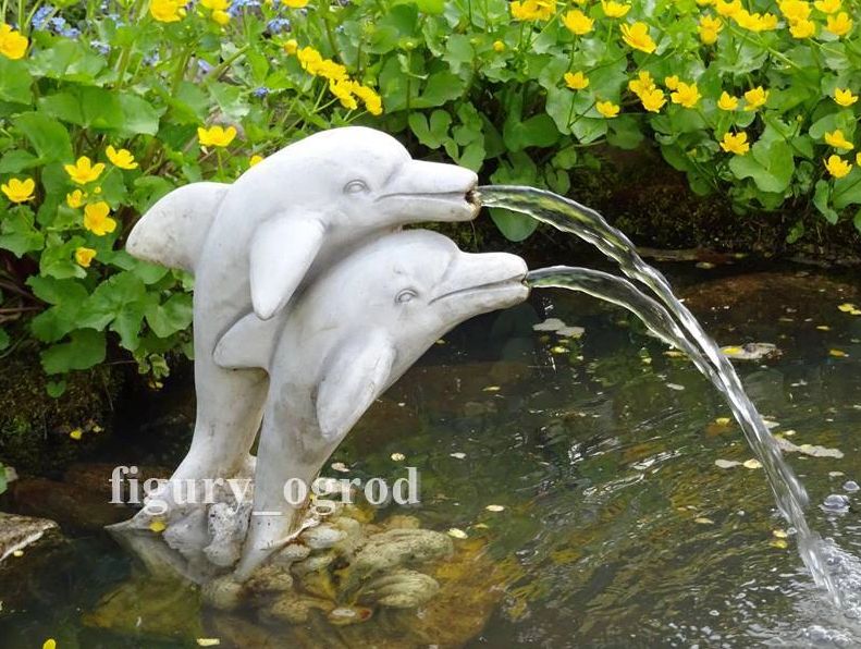 Fontanna ogrodowa delfinki - oczko wodne