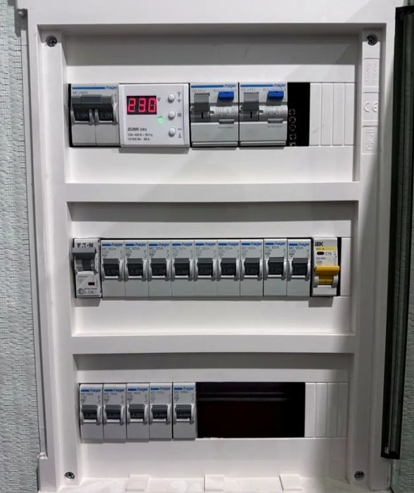 Продаж 1 км кварт ЖК Караваєві Дачі вул Польова 73 метро Шулявська КПІ