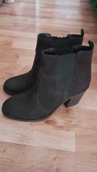 Buty roz.39 firmy H&M na obcasie