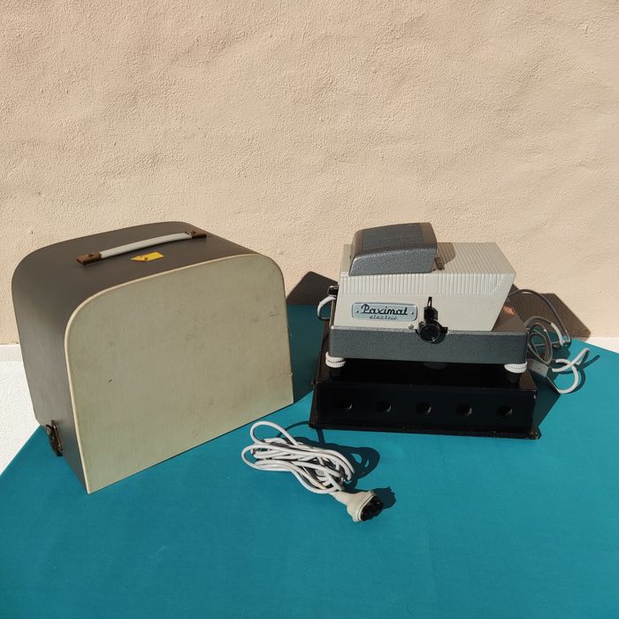 Projetor de Slides Braun Nurnberg Paximat S-500 Electric - Vintage
