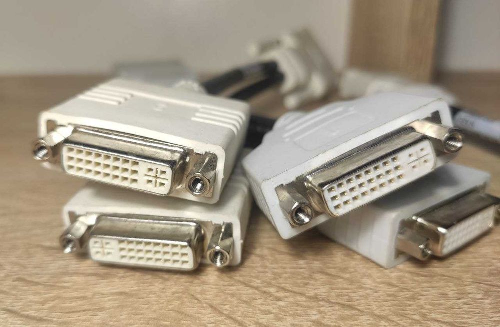 робочий перехідник dms-59 to dvi адаптер dms59 на два dvi