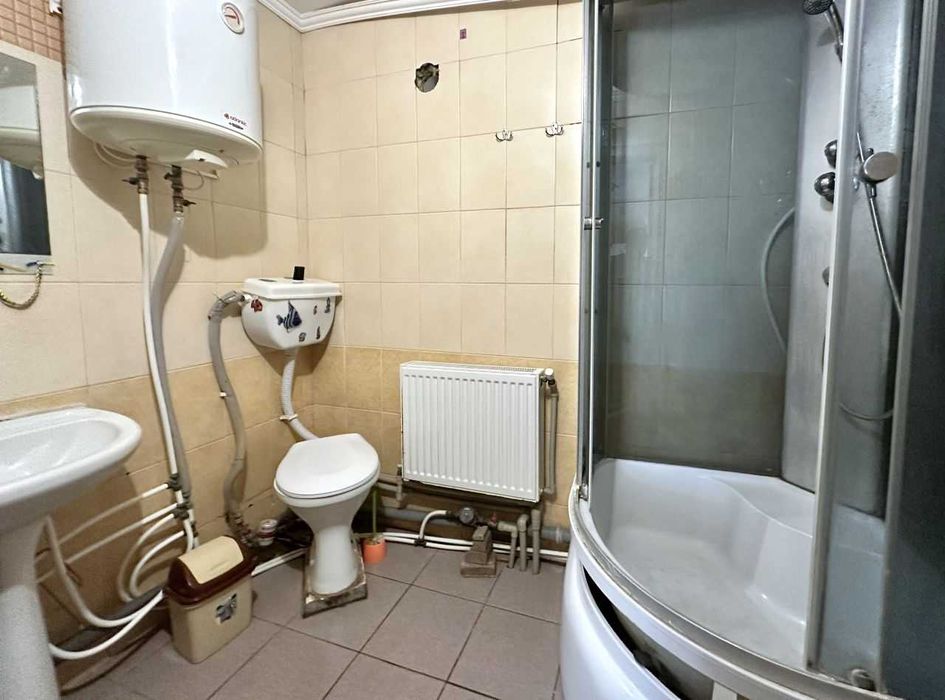 Гарна однокімнатна квартира в центрі Корабельного! Оренда!