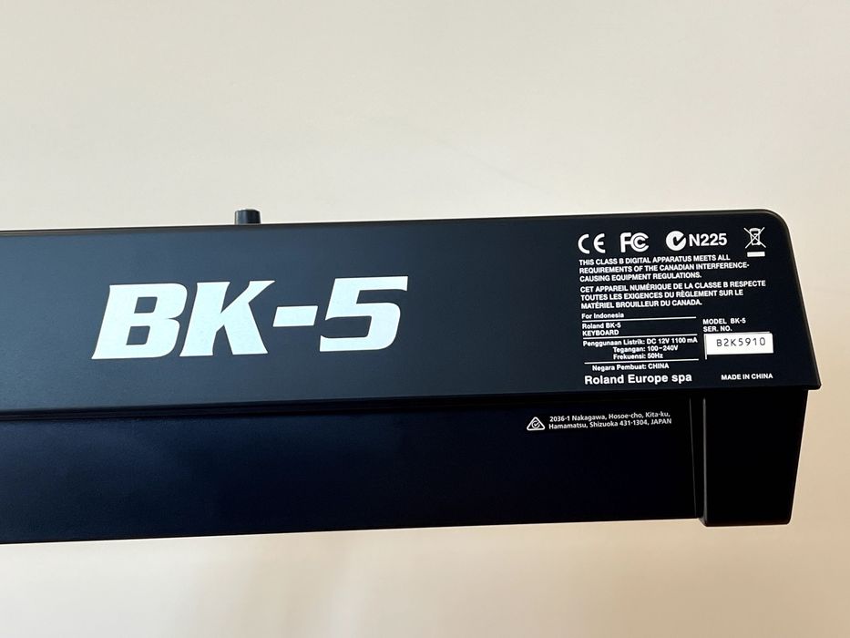 Keyboard Roland BK5