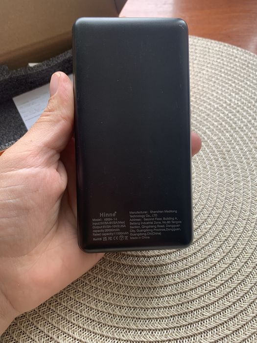 Павербанк з швидкою зарядкою 20000mAh