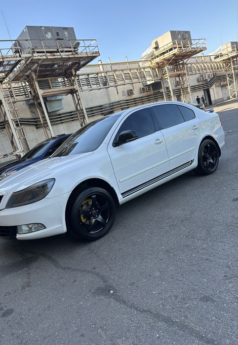 Диски R18 Комплект с резиной