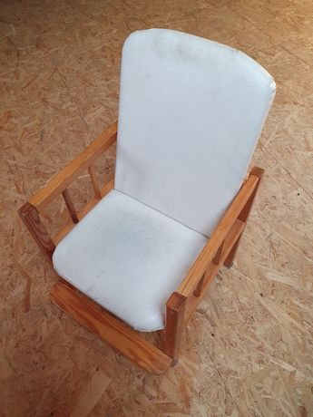 Krzesełko dla dziecka drewniane