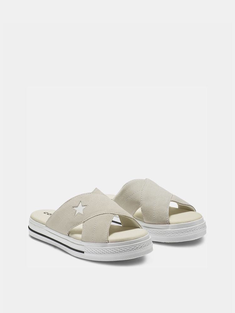 Chinelos Converse Creme de Senhora