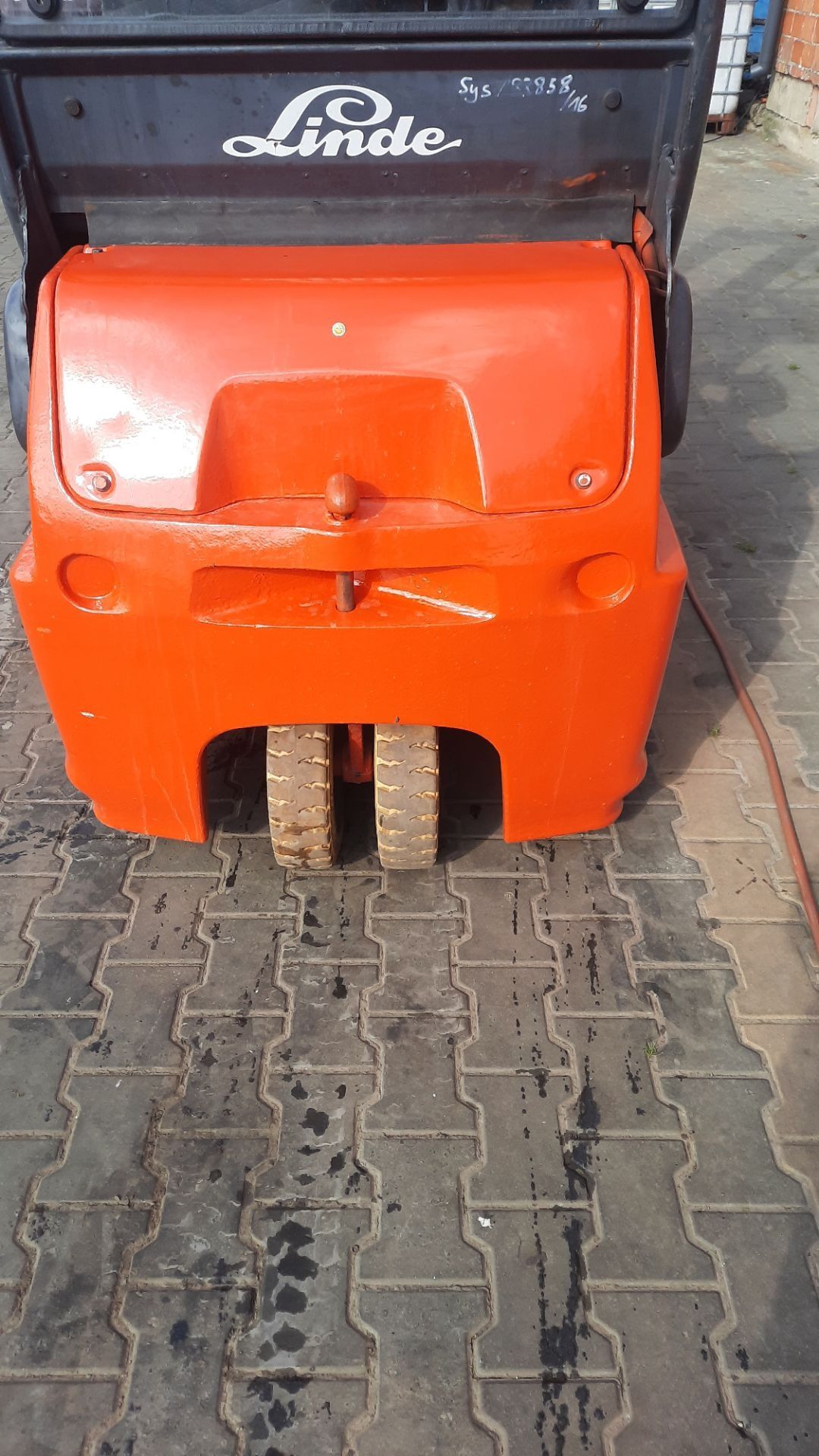 Wózek widłowy elektryczny Linde E16-02