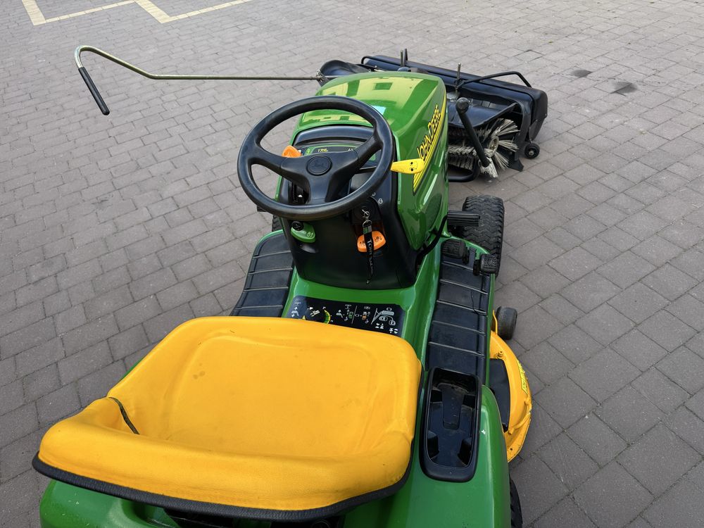 Kosiarka traktorek JOHN DEERE LTR180