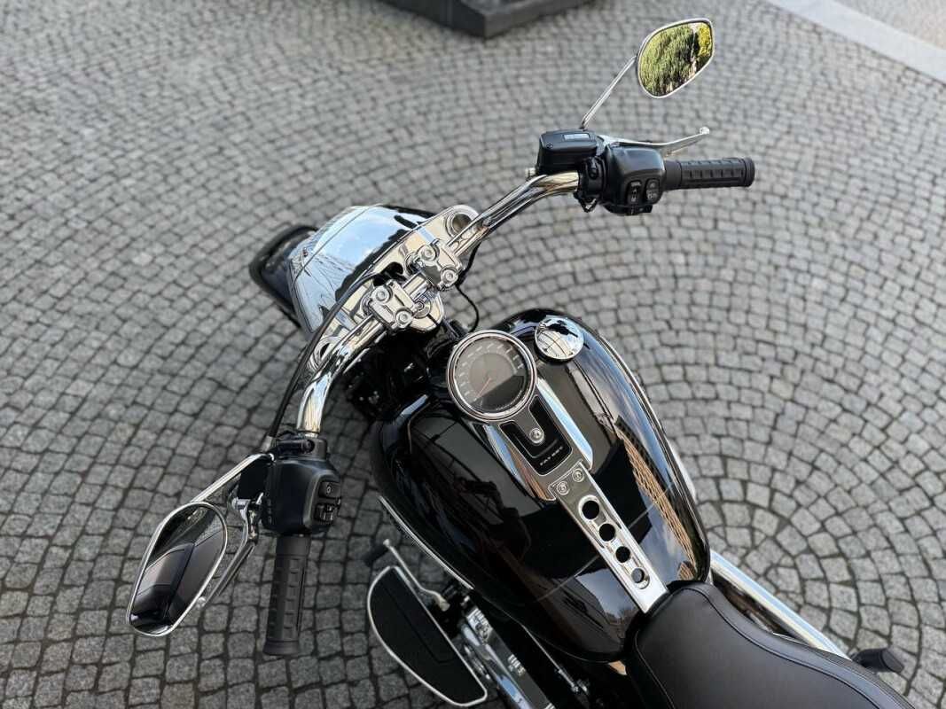 Оофіційний мотоцикл 2025 Harley-Davidson® Fat Boy колір Vivid Black