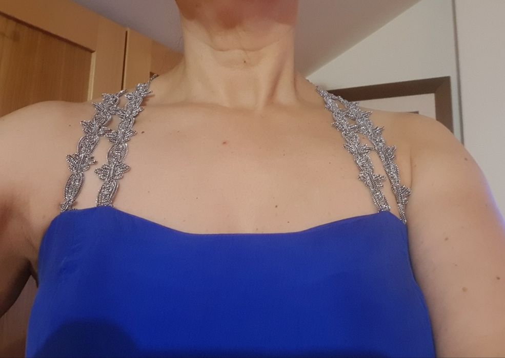 Vestido em seda azul magenta/ciano com alças prateadas