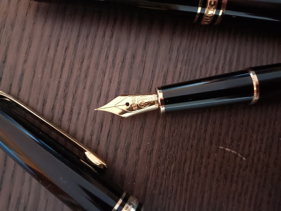 Conjunto canetas Montblanc, aparo, esferográfica e lapiseira