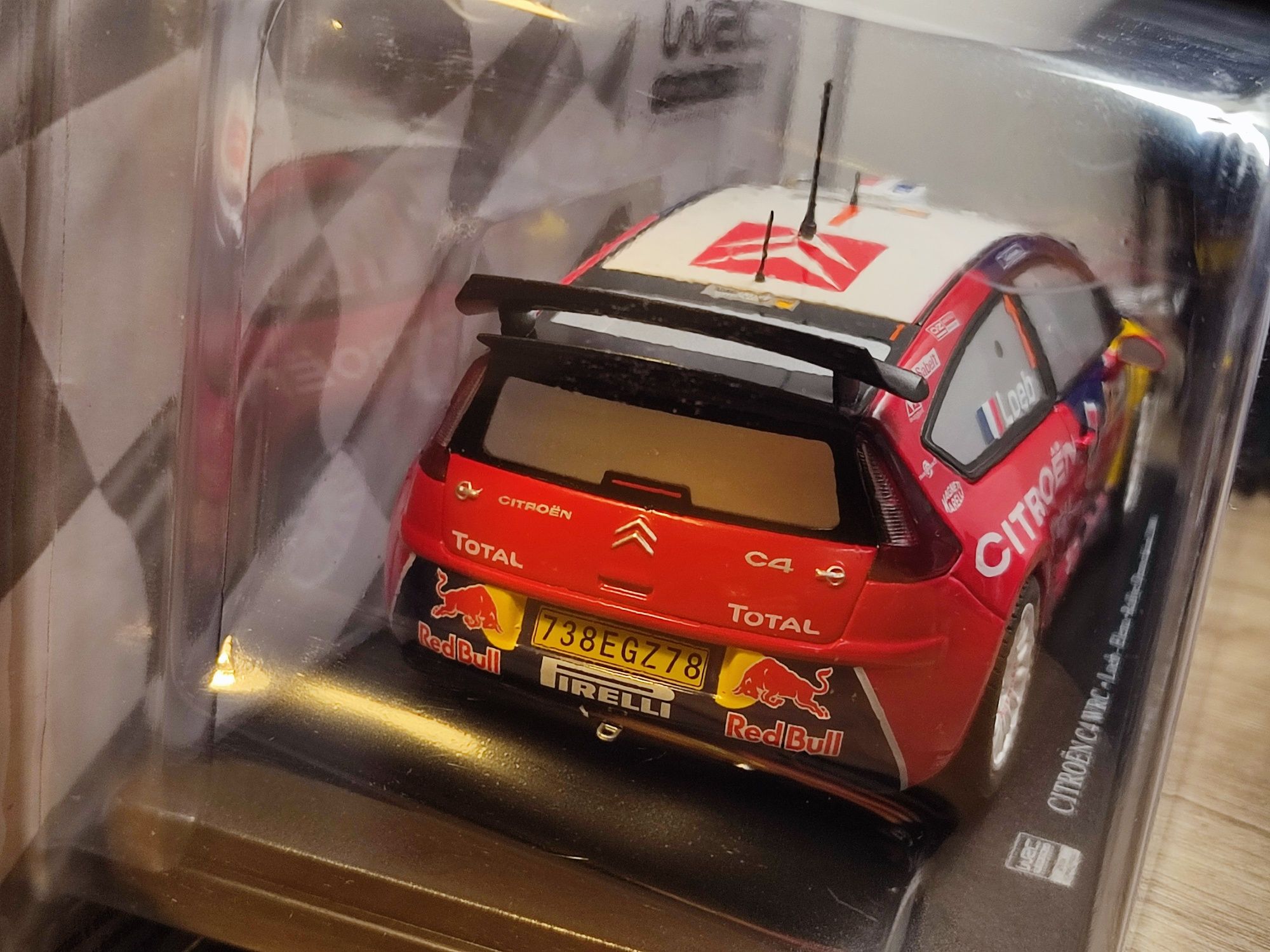 Gratis kalendarz! Altaya 1:24 model Citroen C4 WRC Loeb - Elena, Rally