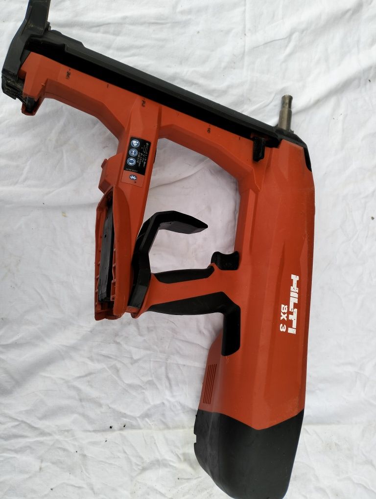 Hilti bx3 osadzak akumulatorowy