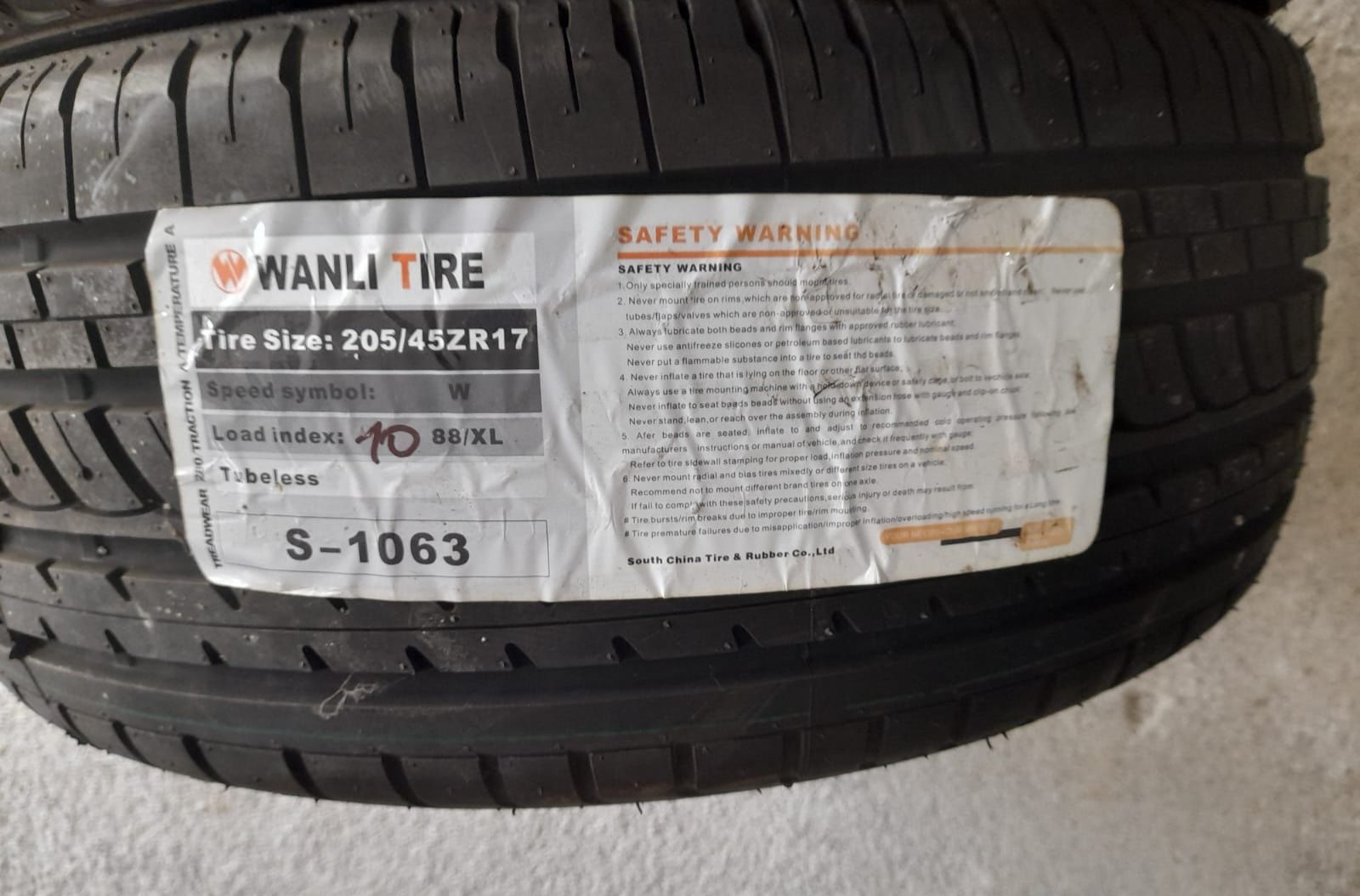 4 pneus Novos 205/45R17 Wanli