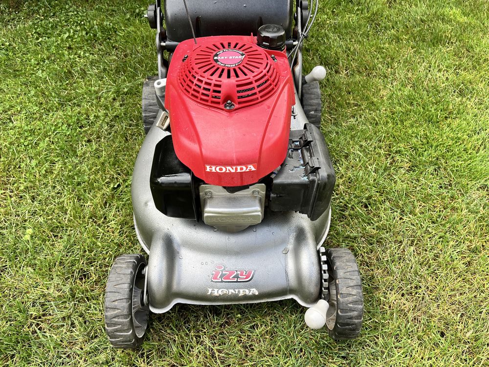 KOSIARKA Spalinowa Honda IZY HRG 466 napęd lekka zwrotna