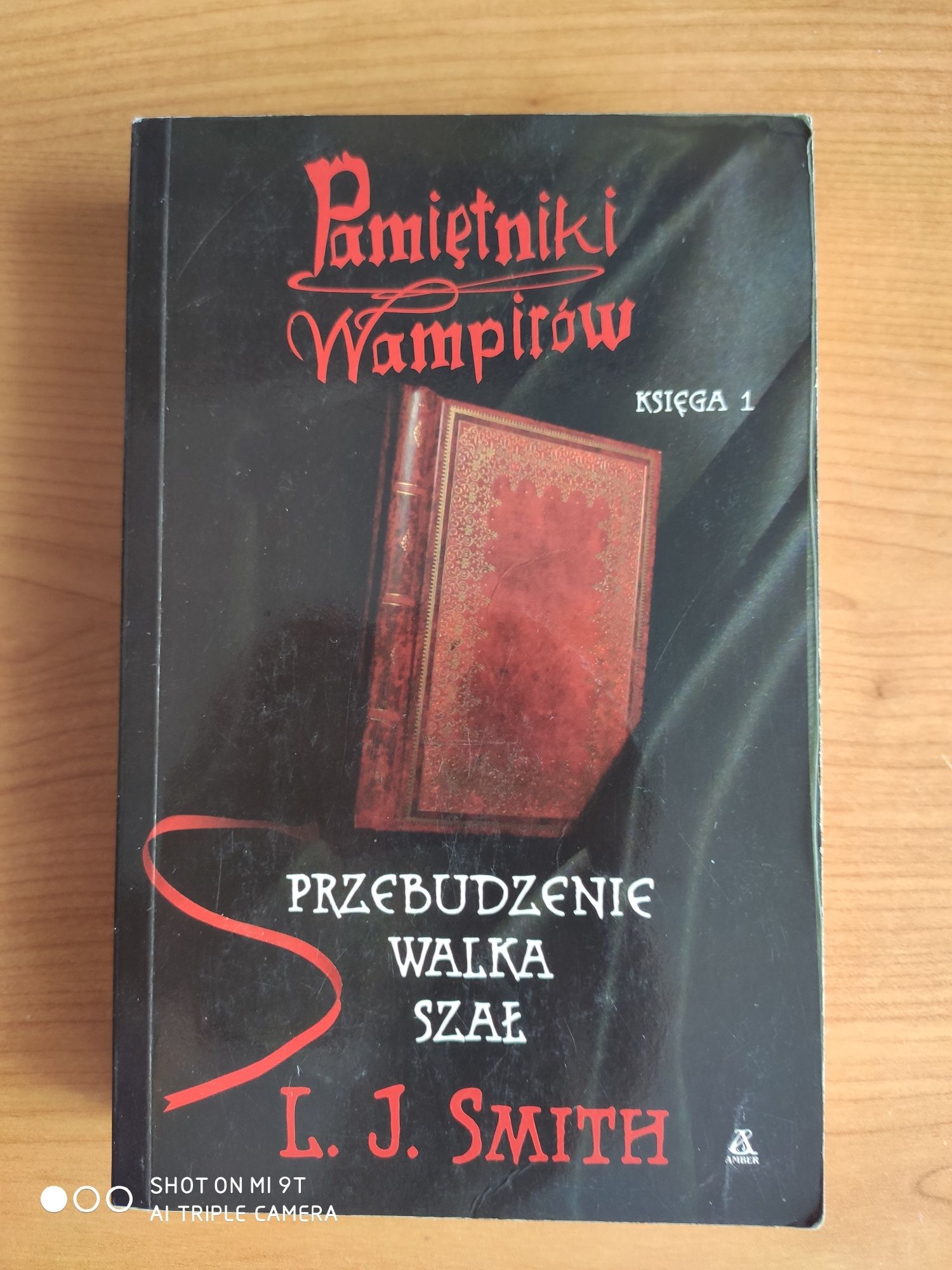 Pamiętniki wampirów L.J. Smith