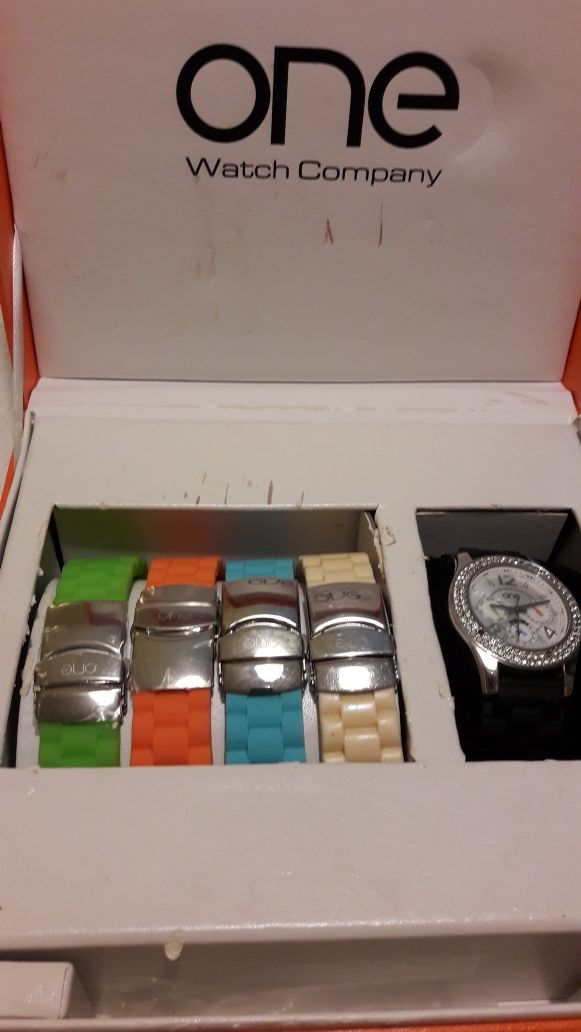 Relógio One box watch company