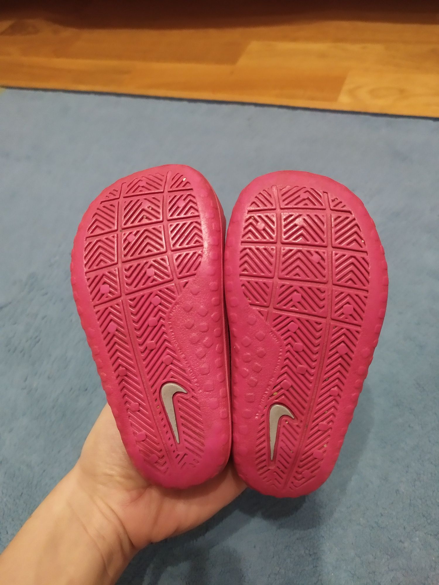 Sandały do wody na basen Nike rozm 21