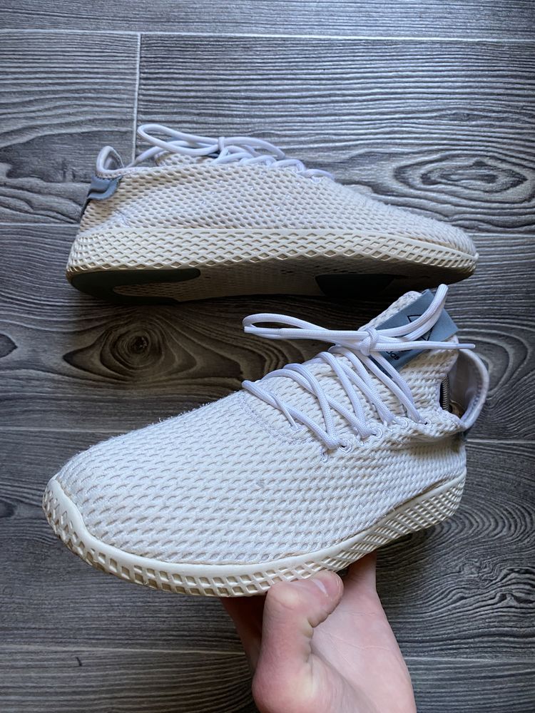 Кроссовки adidas HU Pharrell размер 43,5 стелька 27,5