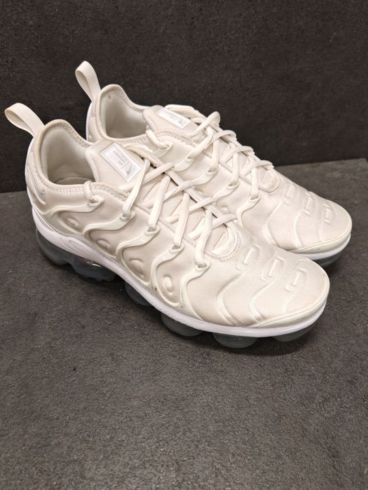 Nike air Vapormax Plus r. 42