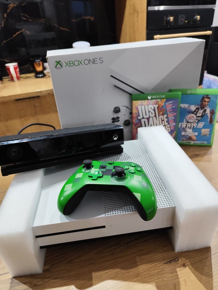 Xbox one s Kinect Pad Minecraft Clipper gry