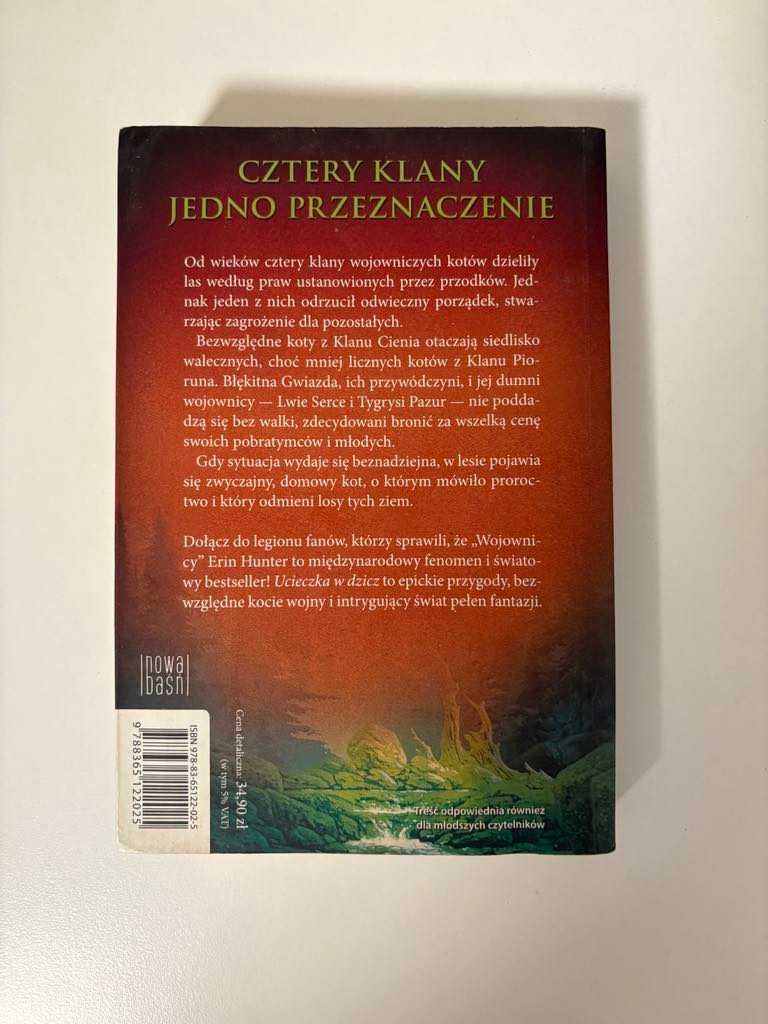 Wojownicy Ucieczka w Dzicz Erin Hunter