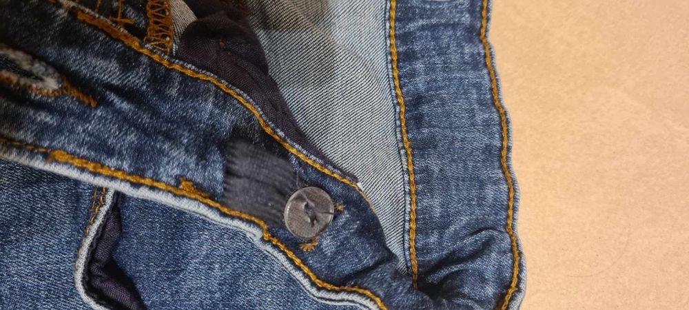 Spodnie jeans Reserved rozmiar 152