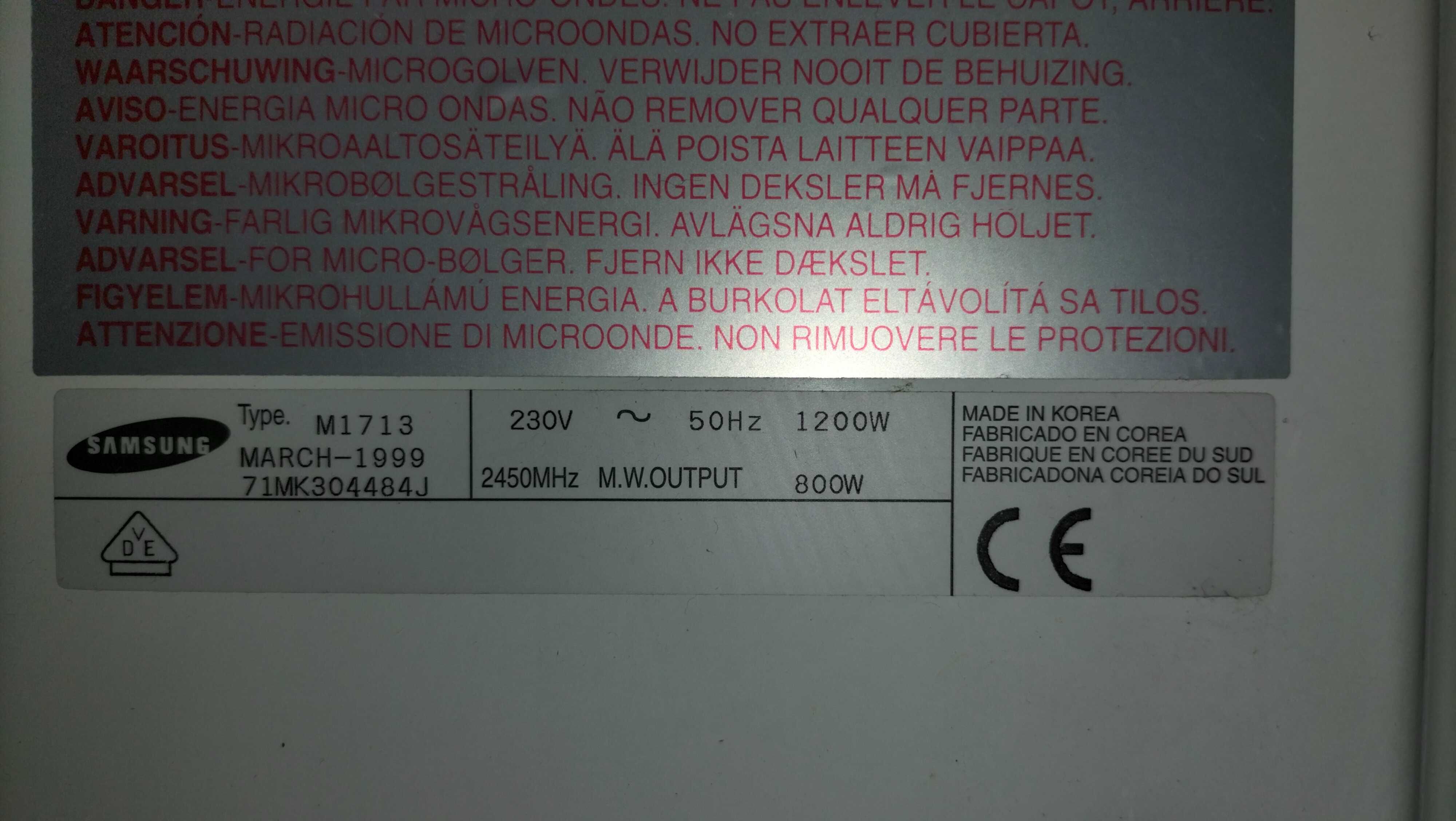 Micro-ondas Samsung - Modelo M1713