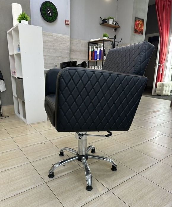 Парикмахерские кресла 5 шт